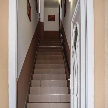 Three-bedroom In Apartment Balatonfenyves