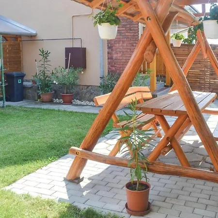 Three-bedroom In Apartament