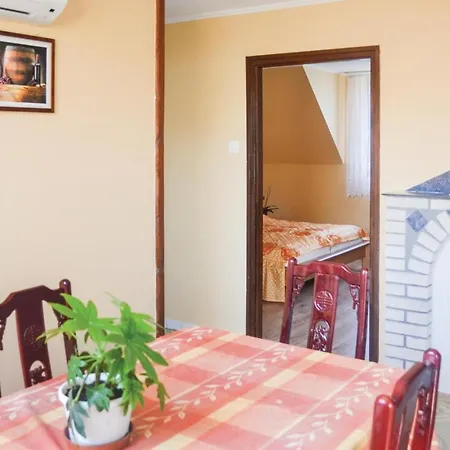 Apartament Three-bedroom In
